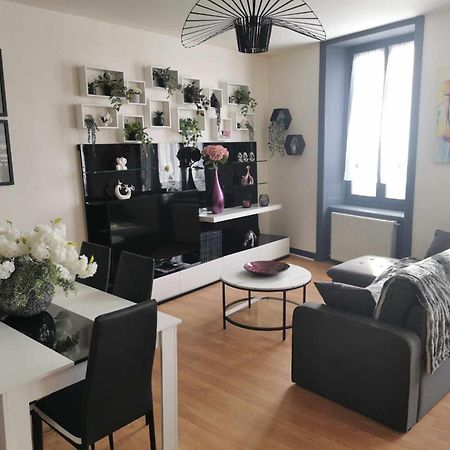 Bel Appartement Pour 1 A 9 Personnes Ambert Luaran gambar