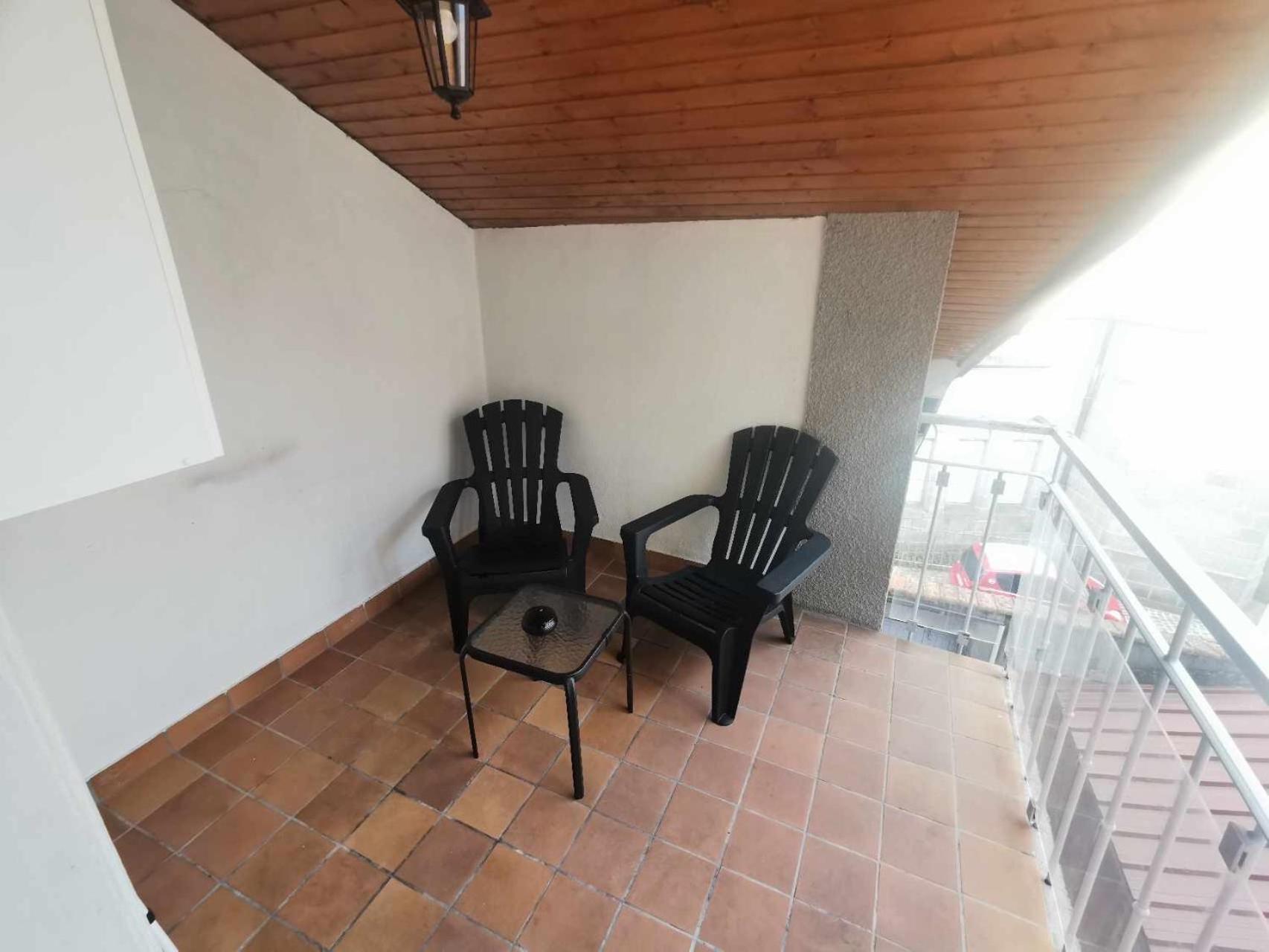 Bel Appartement Pour 1 A 9 Personnes Ambert Luaran gambar